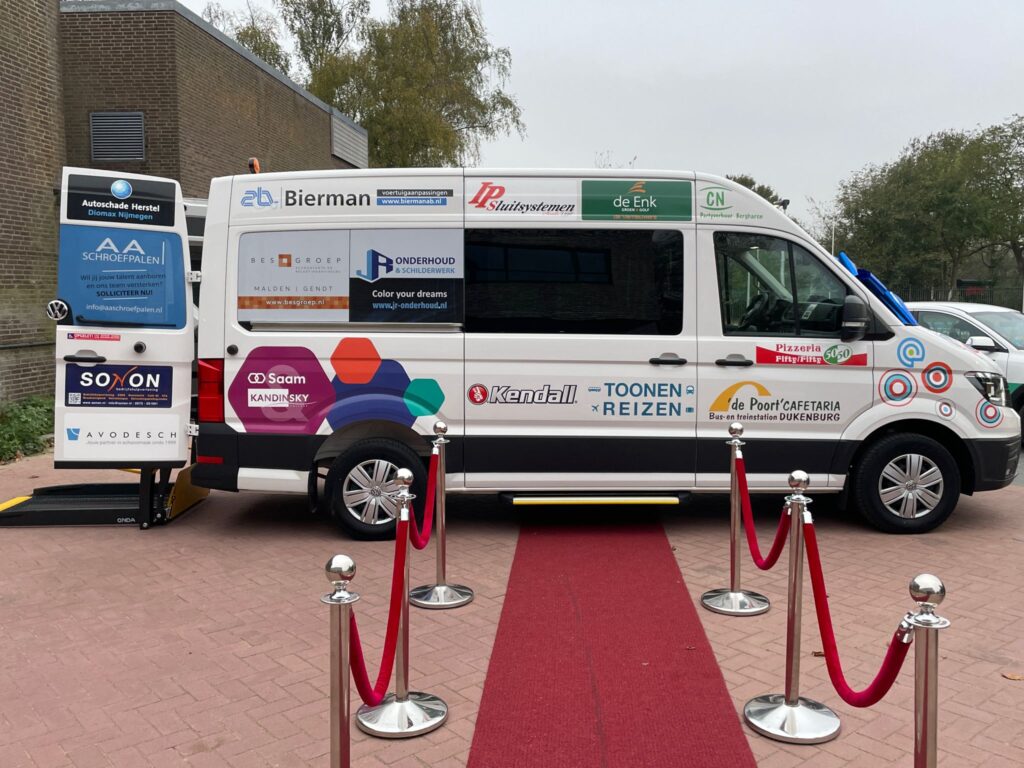 Rolstoelbus voor Kandinsky College Nijmegen